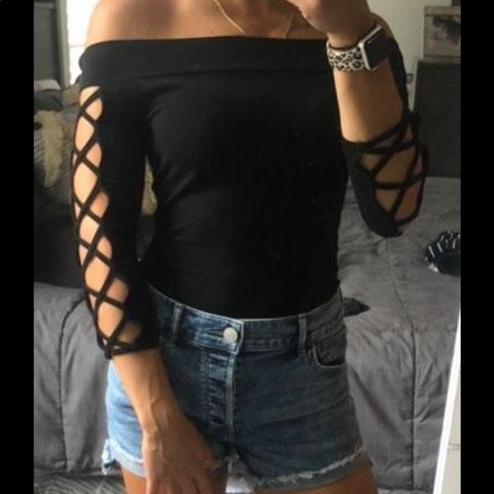 Black express 3/4 sleeve top